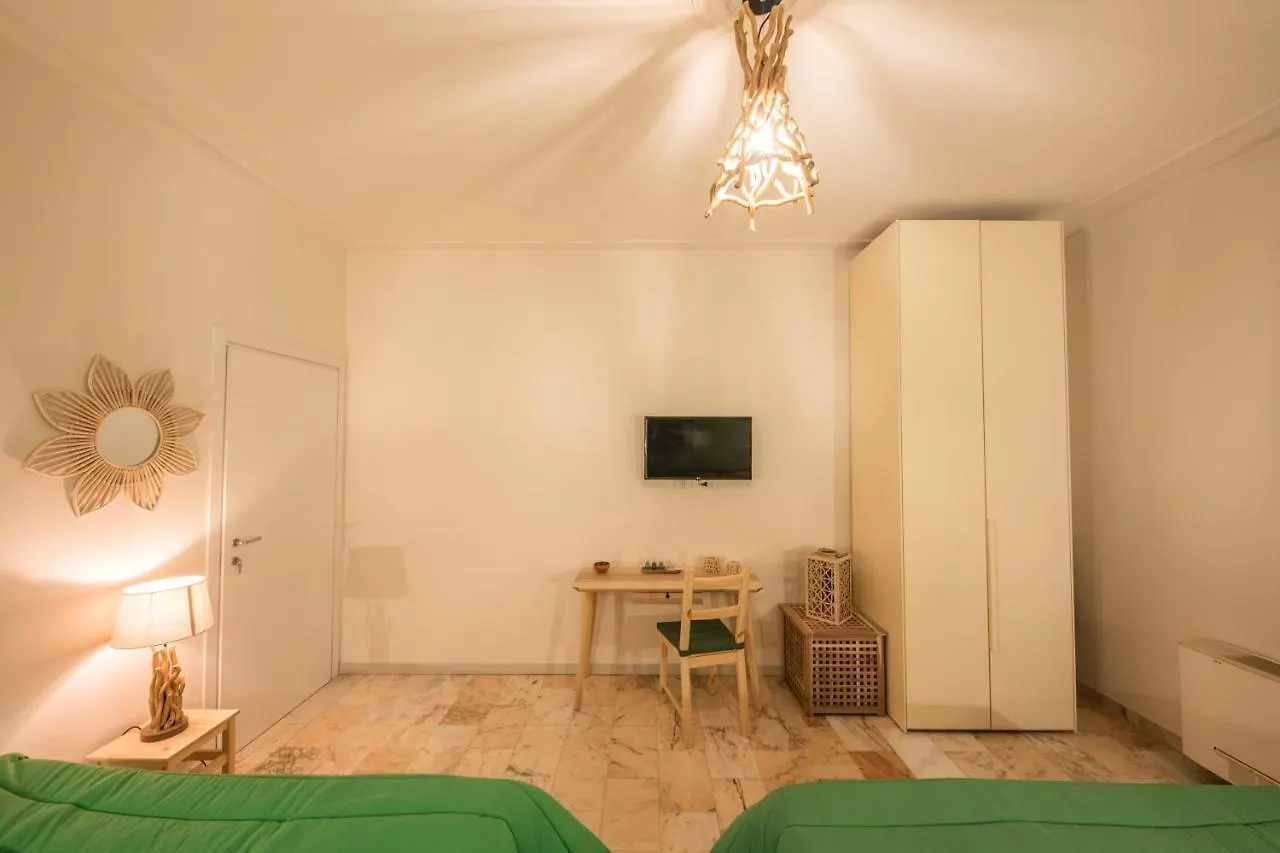 Downtown Bologna Apartment 0*,